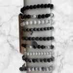 Pulsera ónix negro mate